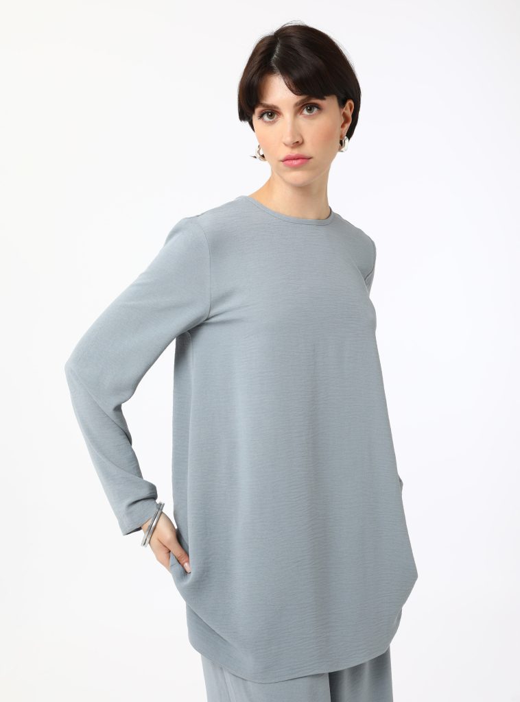 modest turkish top
